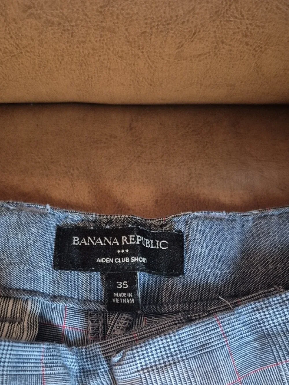 BANANA REPUBLIC Men's Light GRAY Plaid Stretch Shorts